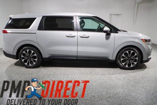 Ceramic Silver 2024 Kia Carnival EX