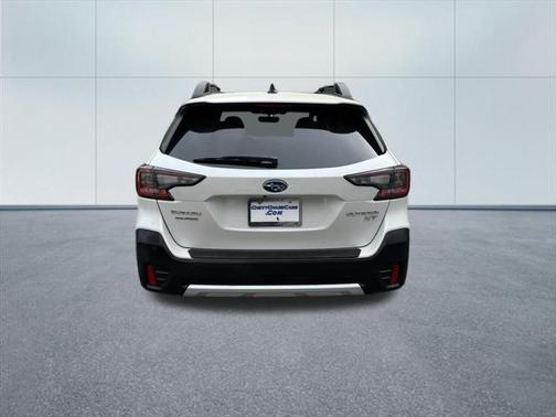 2022 Subaru Outback Limited XT