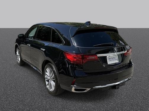 Crystal Black Pearl 2017 Acura MDX w/Technology Pkg