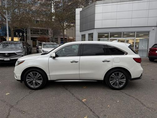 2017 Acura MDX 3.5L w/Technology Package