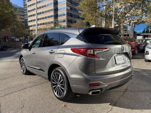 2025 Acura RDX Advance Package