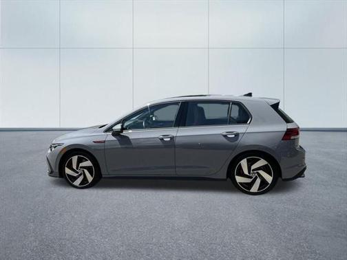 2023 Volkswagen Golf GTI 2.0T SE DSG