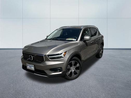 2022 Volvo XC40 T5 Inscription