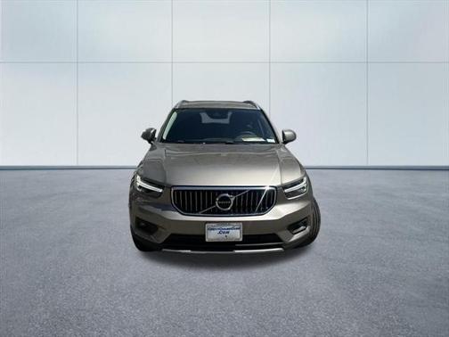 2022 Volvo XC40 T5 Inscription