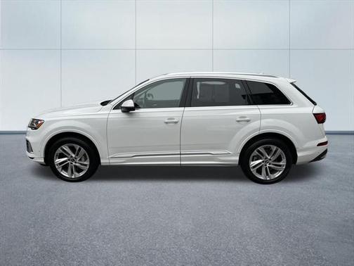 2021 Audi Q7 55 Premium Plus