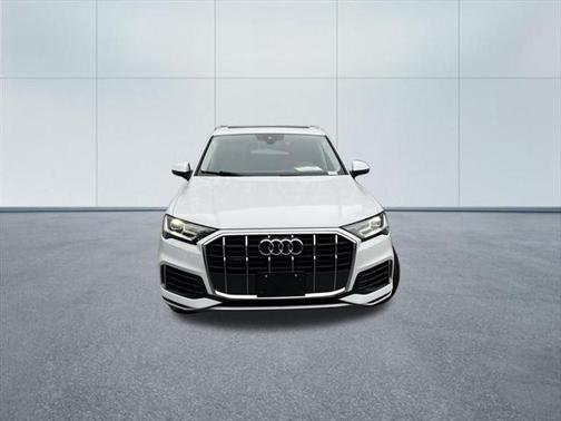 2021 Audi Q7 55 Premium Plus