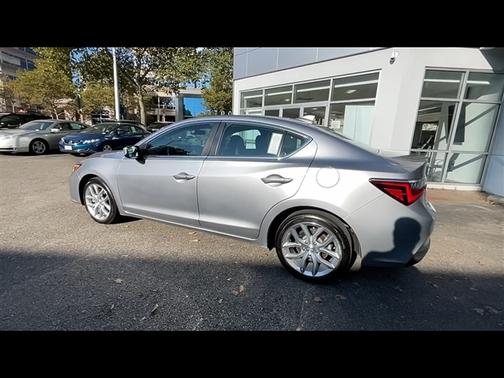 Photo 3 of 28 of 2021 Acura ILX Base