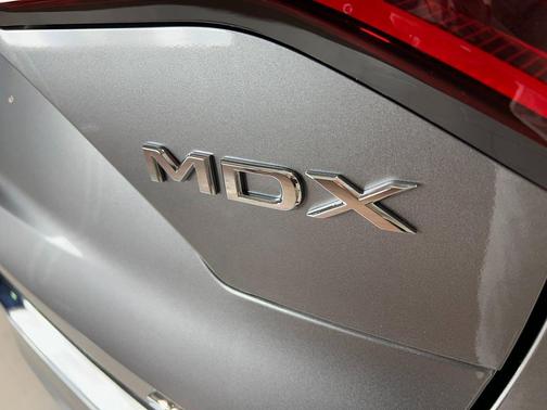 Liquid Carbon Metallic 2026 Acura MDX Advance Package