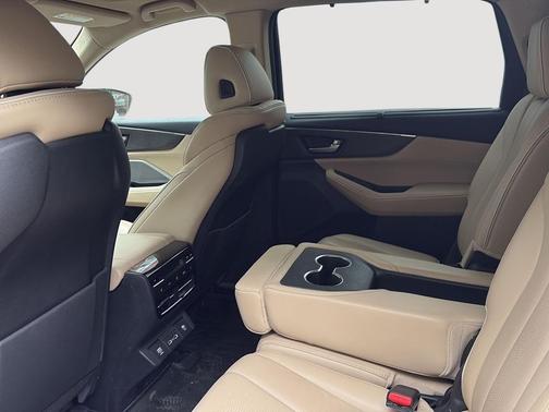 Platinum White Pearl 2023 Acura MDX Advance Package