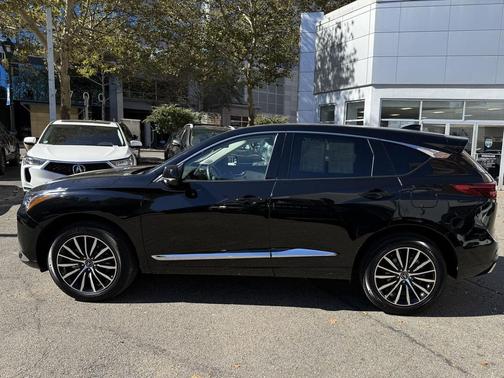 2025 Acura RDX Advance Package