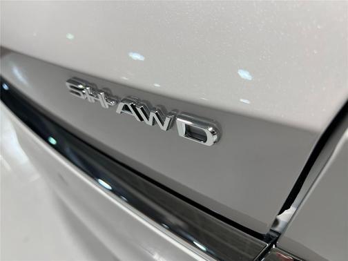 Platinum White Pearl 2026 Acura MDX Advance Package