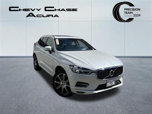 2018 Volvo XC60 Recharge Plug-In Hybrid T8 Inscription