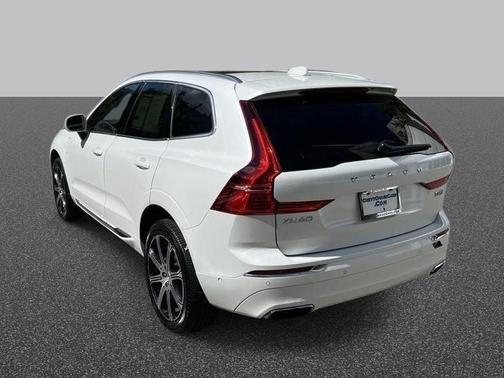 2018 Volvo XC60 Recharge Plug-In Hybrid T8 Inscription