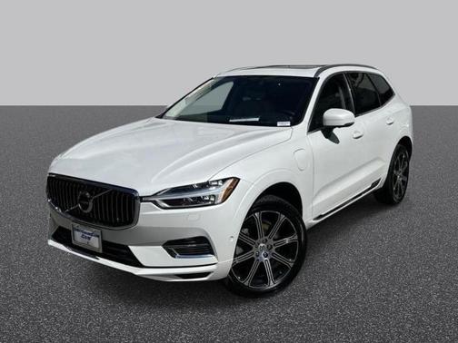 2018 Volvo XC60 Recharge Plug-In Hybrid T8 Inscription