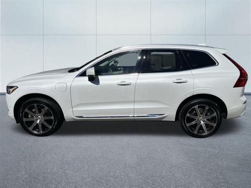 2018 Volvo XC60 Recharge Plug-In Hybrid T8 Inscription