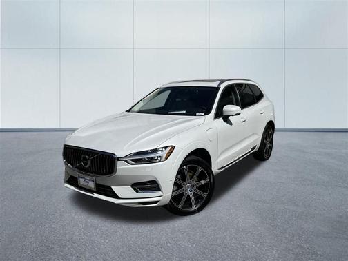 2018 Volvo XC60 Recharge Plug-In Hybrid T8 Inscription