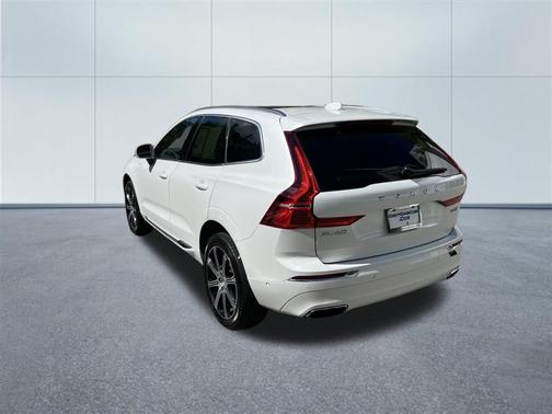 2018 Volvo XC60 Recharge Plug-In Hybrid T8 Inscription