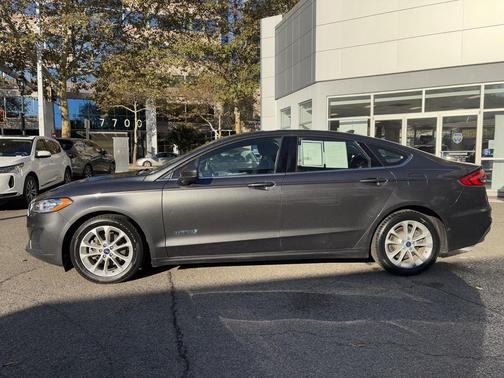 2019 Ford Fusion Hybrid SE