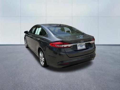 2018 Ford Fusion Hybrid SE