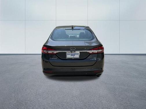 2018 Ford Fusion Hybrid SE