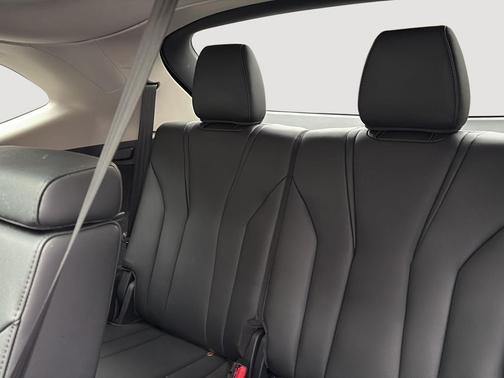 2024 Acura MDX Standard