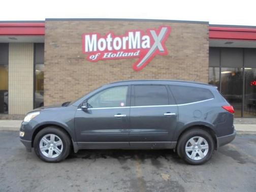 GREY 2011 Chevrolet Traverse LT