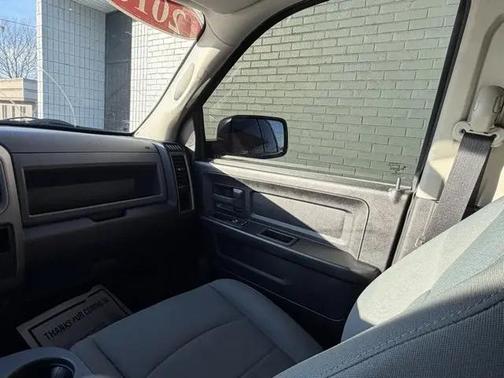 2016 RAM 1500 Tradesman/Express