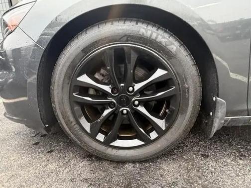 2017 Chevrolet Malibu Hybrid Base