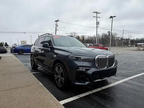 Gray 2019 BMW X7 xDrive50i