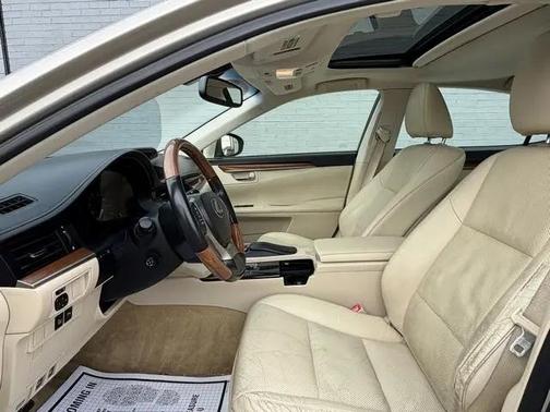 2013 Lexus ES 300h Base