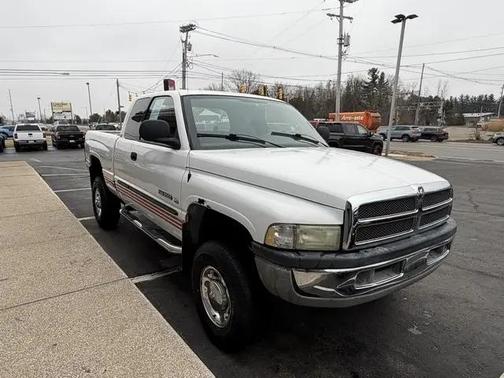2002 Dodge Ram 2500 Laramie
