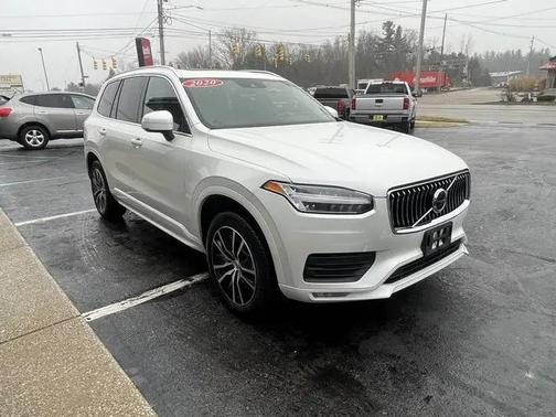 2020 Volvo XC90 T5 Momentum