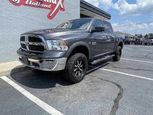 2017 RAM 1500 SLT