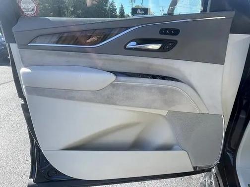 2021 Cadillac Escalade ESV Premium Luxury Platinum