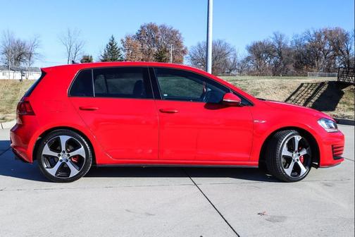 2016 Volkswagen Golf GTI 2.0T S 4-Door
