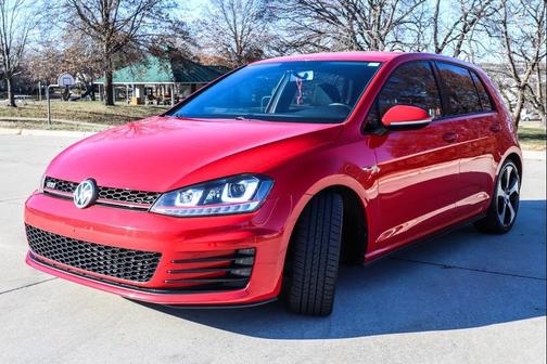 2016 Volkswagen Golf GTI 2.0T S 4-Door