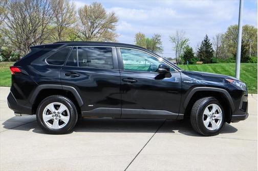 2019 Toyota RAV4 Hybrid LE