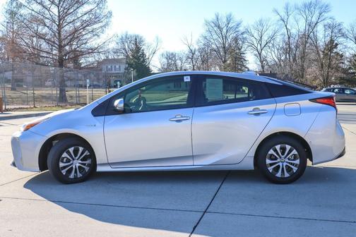 2022 Toyota Prius XLE