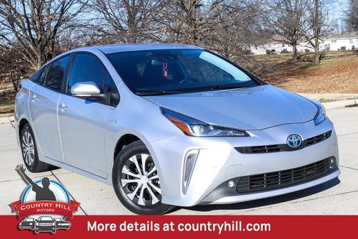 2022 Toyota Prius XLE