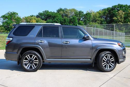 2017 Toyota 4Runner Limited