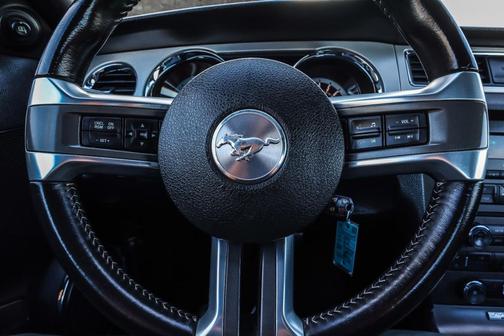 2013 Ford Mustang GT Premium