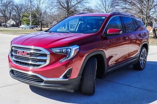 2020 GMC Terrain SLT