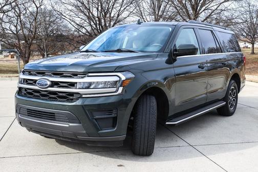 2022 Ford Expedition Max XLT