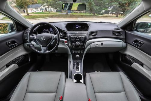 2018 Acura ILX AcuraWatch Plus Package