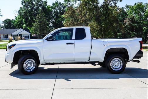 2024 Toyota Tacoma SR