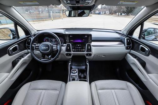 2022 Kia Sorento Hybrid EX