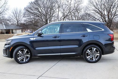 2022 Kia Sorento Hybrid EX