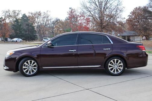 2011 Toyota Avalon Limited
