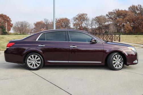 2011 Toyota Avalon Limited