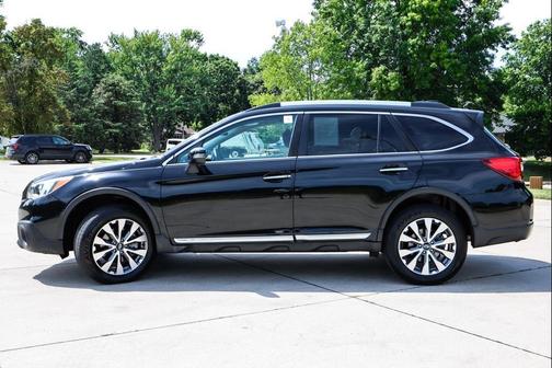 2017 Subaru Outback 2.5i Touring